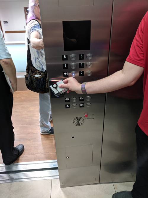 tap card in elevator